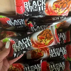 🥮Panquesitos Black&White ( fresa )