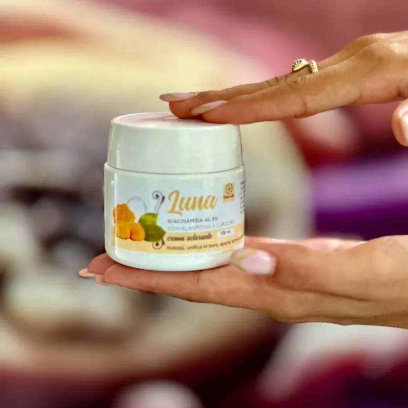 Crema Aclarante "Luna"  