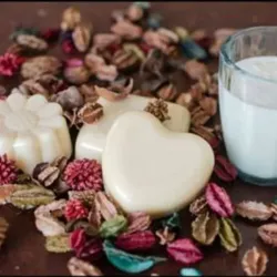 Jabón de Leche de Coco. Forma Floral