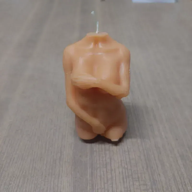 Vela Mujer Desnuda 🧏‍♀️