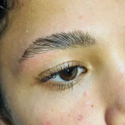 Laminado de cejas 