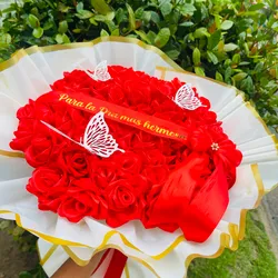 ✨Ramo de rosas de satín✨