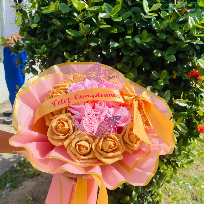 ✨Ramo de rosas grande de foami ✨