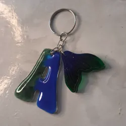 Llavero letrado con llavero marinado