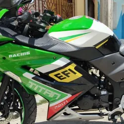 Moto de combustión 250 cc