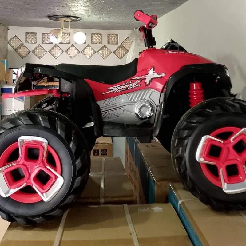 Moto eléctrica de juguete