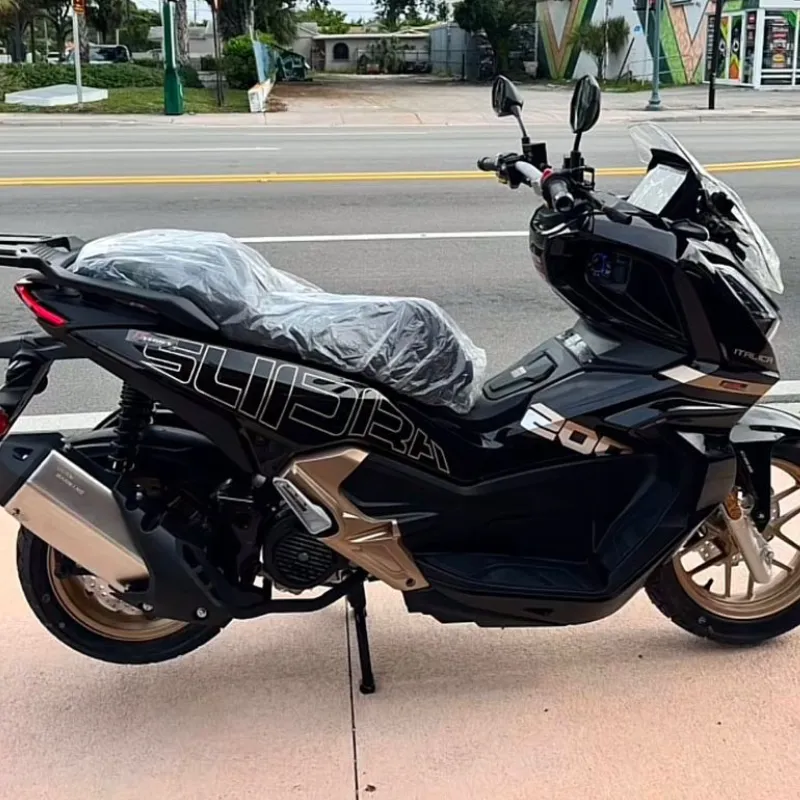 Moto italika supra 200 cc