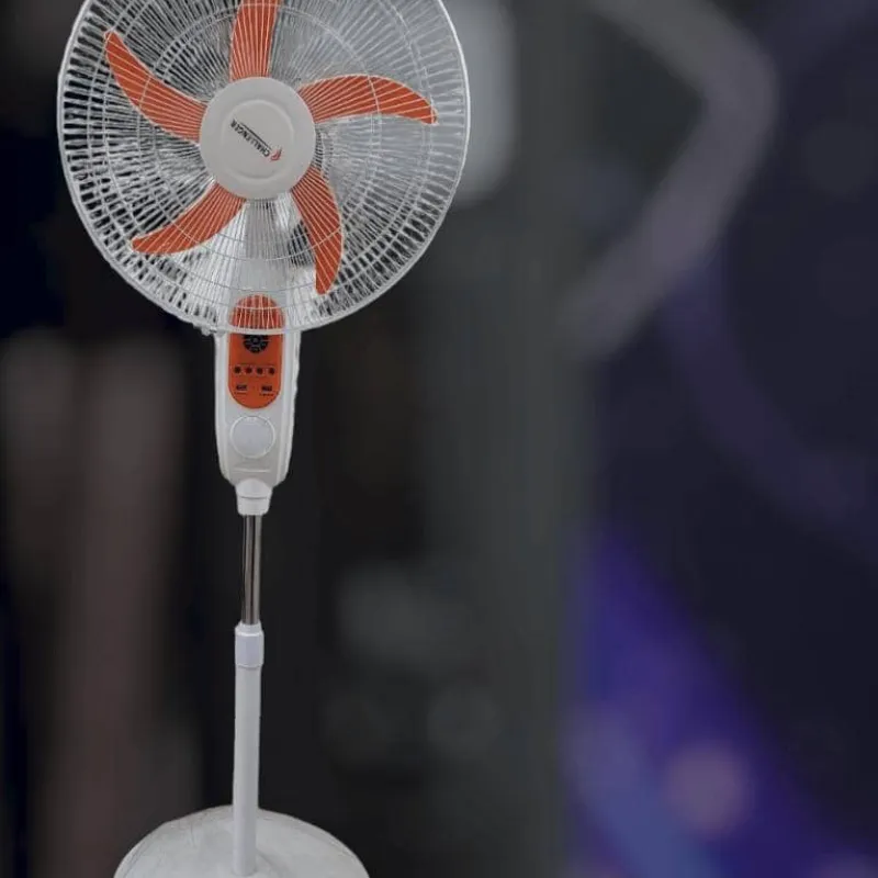 Ventilador recargable de pedestal CHALLENGER 