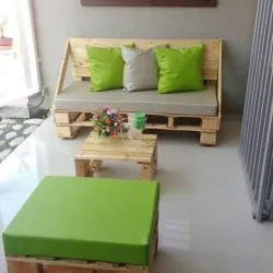 Juego de muebles de madera estilo rústico 