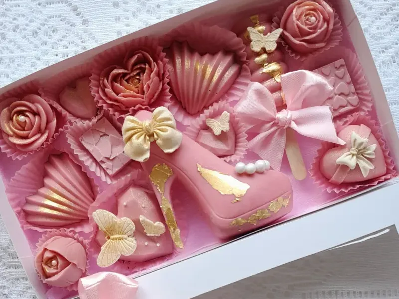 Regalos 🎁 (Figuras Mixtas) 🍫🎁🎂💝👩‍❤️‍👨