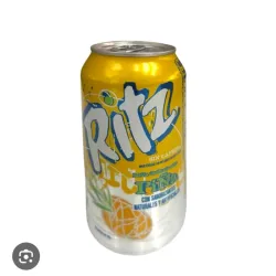 Refresco de lata de piña