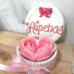 Flor de Corazon con Base de Yeso 