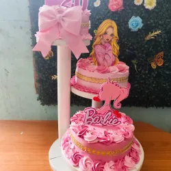 CAKES EN FORMA DE ESCALERA 