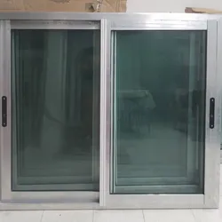 Ventana para cuarto y exteriores 