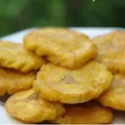 Chatinos (plantains chips wheels)