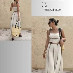 Conjunto de falda y blusa caqui