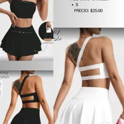 Conjunto deportivo de un solo hombro con falda
