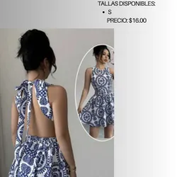 Vestido azul de espalda afuera