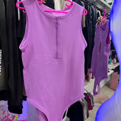 Body morado con zipper