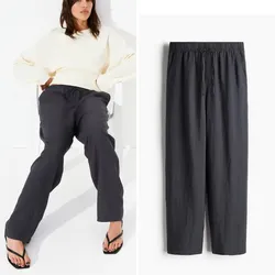 Pantaloneta gris oscuro