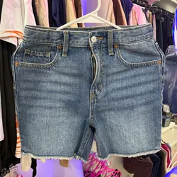 Short de mezclilla corto