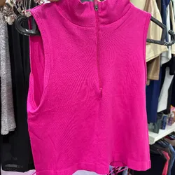 Top con cuello