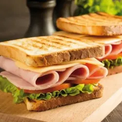Sandwich de Jamón y Queso