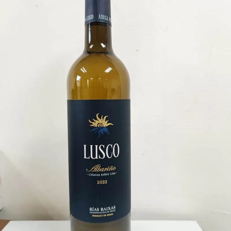 Vino Blanco Albariño D.O.Rias Baixas LUSCO 750ml 6/Caja