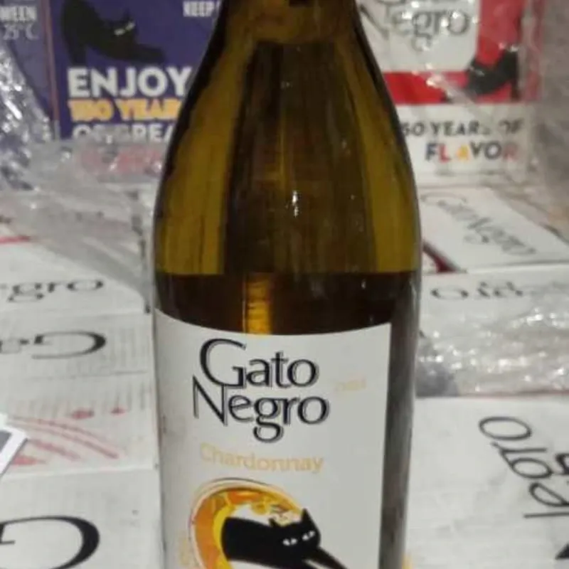 Vino Blanco Chardonay Gato Negro 750ml 12/Caja