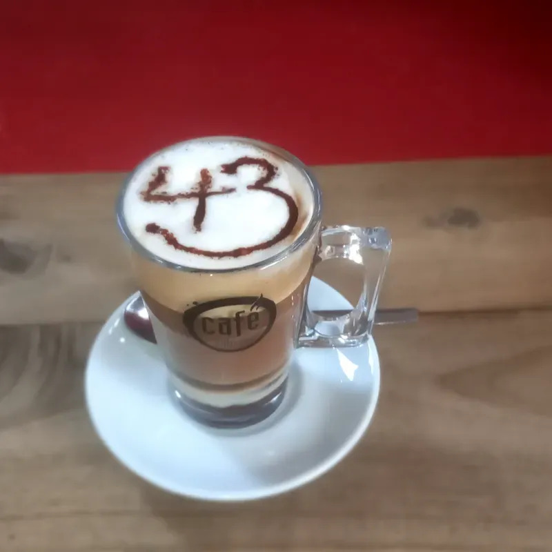 Café Altos de 43