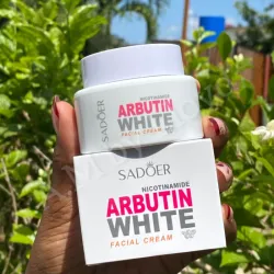 *Crema Blanqueadora de Arbutina y Niacinamida* 🤍
