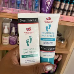 Crema nutritiva para pies Neutrogena® Norwegian Formula