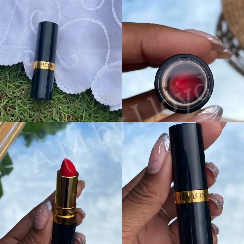 *Labial en Barra S煤per Lustrous Revlon* 馃拕