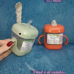 Vasos entrenadores con pitillo y asas