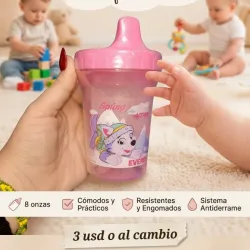 Vasos entrenadores de niñas