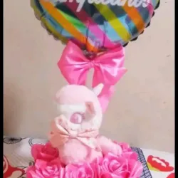 Rosas eternas decoradas con peluche