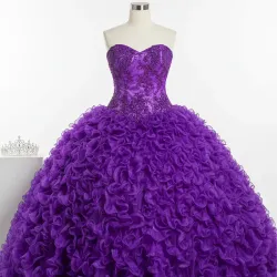 TRAJES COLOR MORADOS