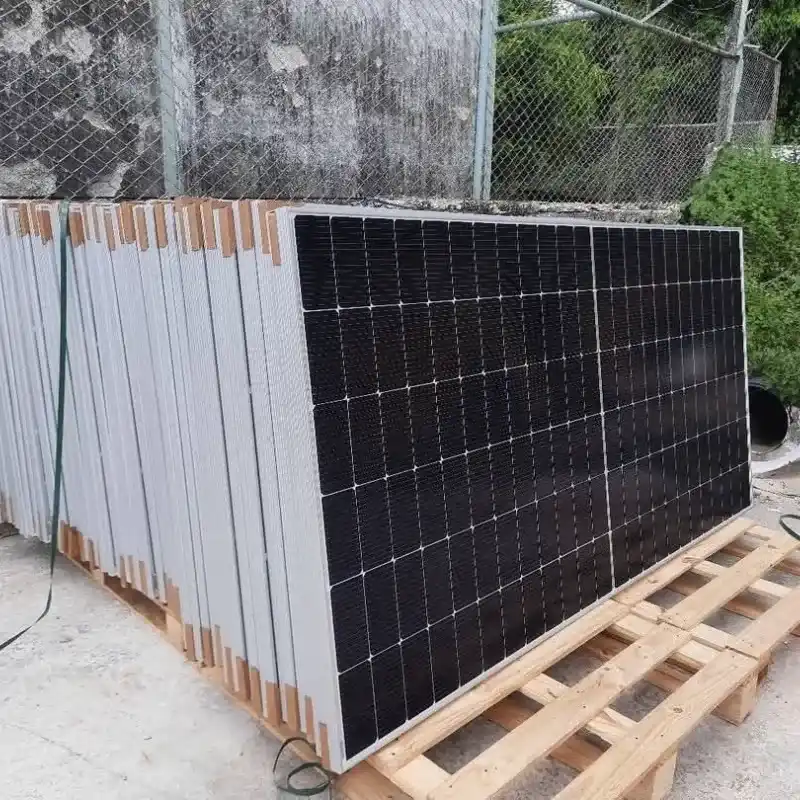 Paneles Solares Longi 615 W 