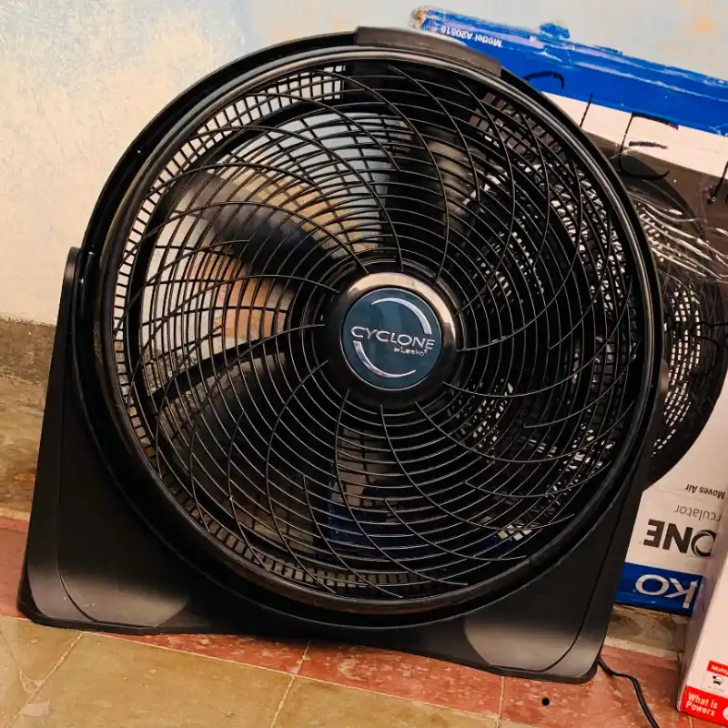 Ventiladores Lasko Cyclone ( Cable eléctrico) Precio x Unidad 55 USD 