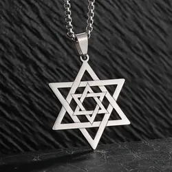 Cadena con dije Estrella de David.
