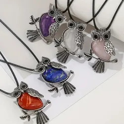 Collares con Cuarzos en forma de Búho.