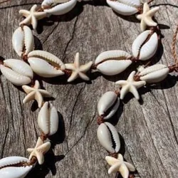 Pulsera de caracolas