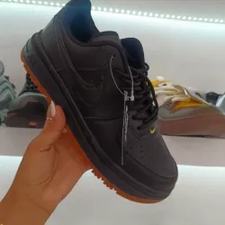 AIR Nike