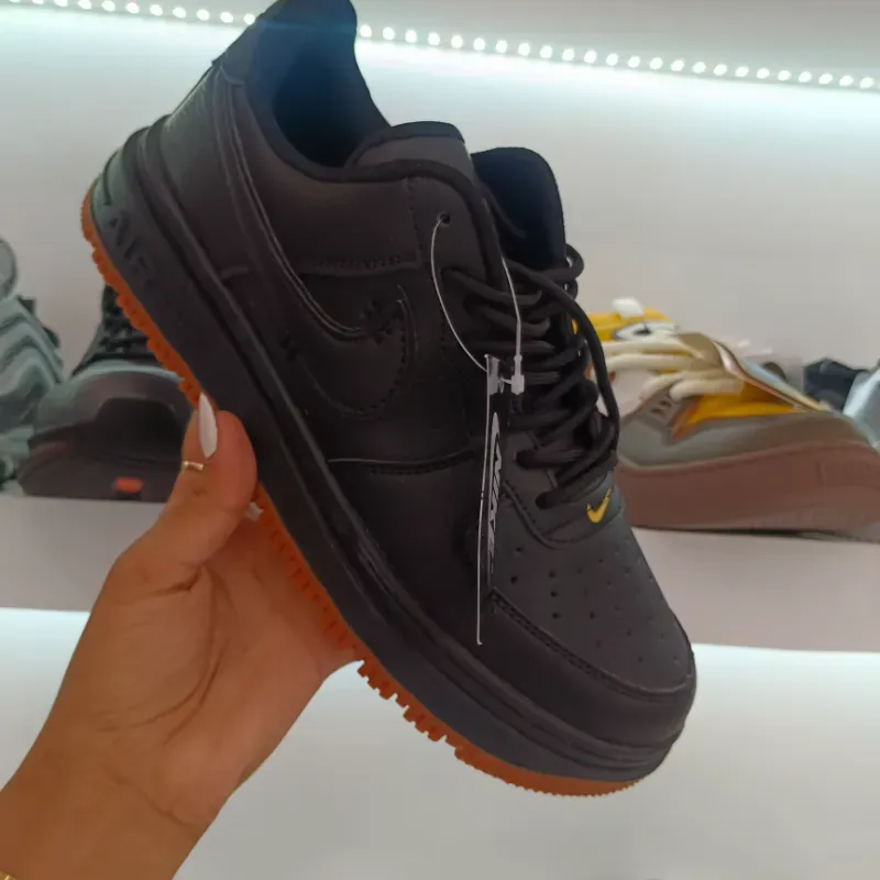 AIR Nike