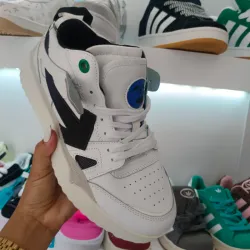 Off White