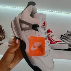Retro 4