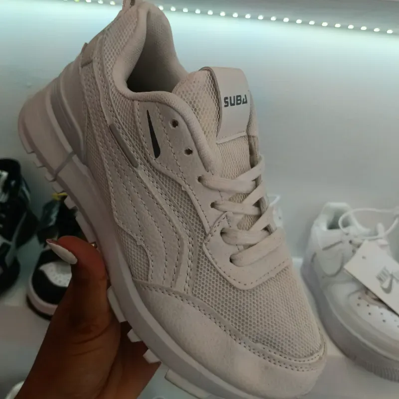 Zapatos blancos 