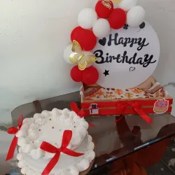 Caja decorada + mini kake