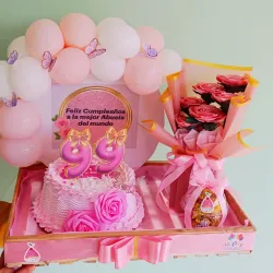 Desayuno sorpresa+ kake+ ramo de flores