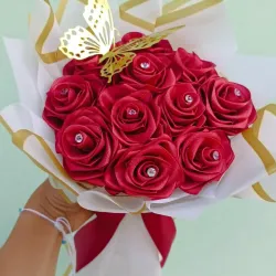 Ramo de 10 rosas eternas